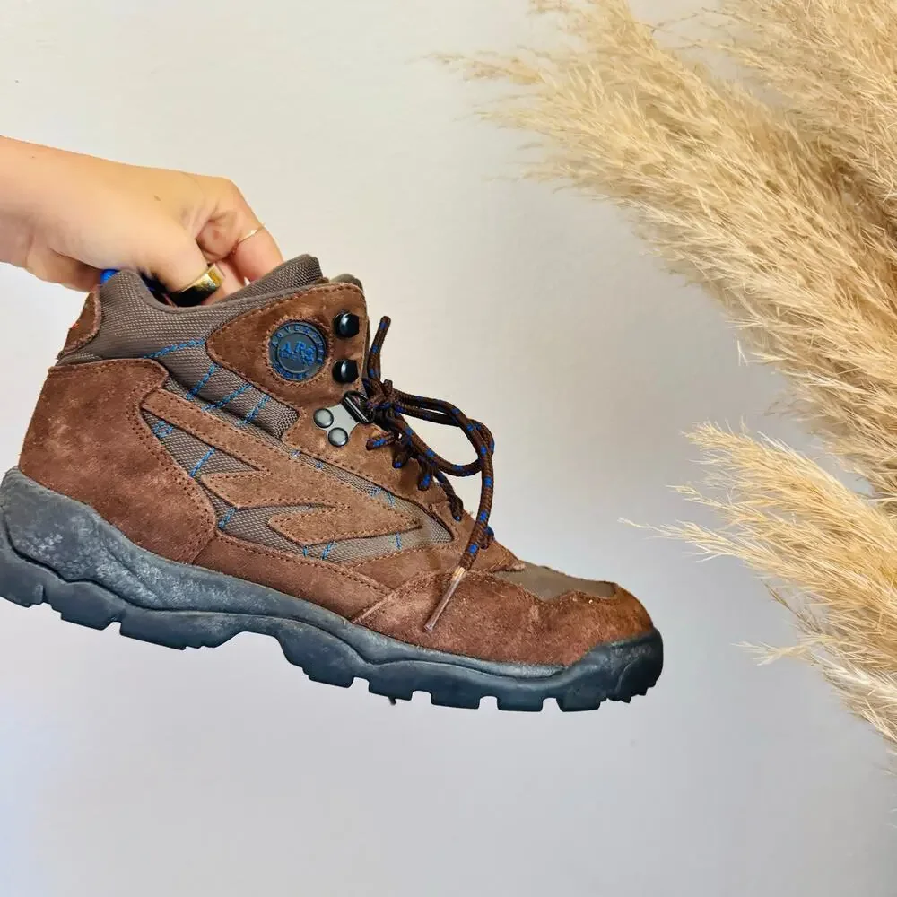 VINTAGE HI TECH 90s Brown Suede Leather Rubber Lace Up Hiking Boots Shoes 9